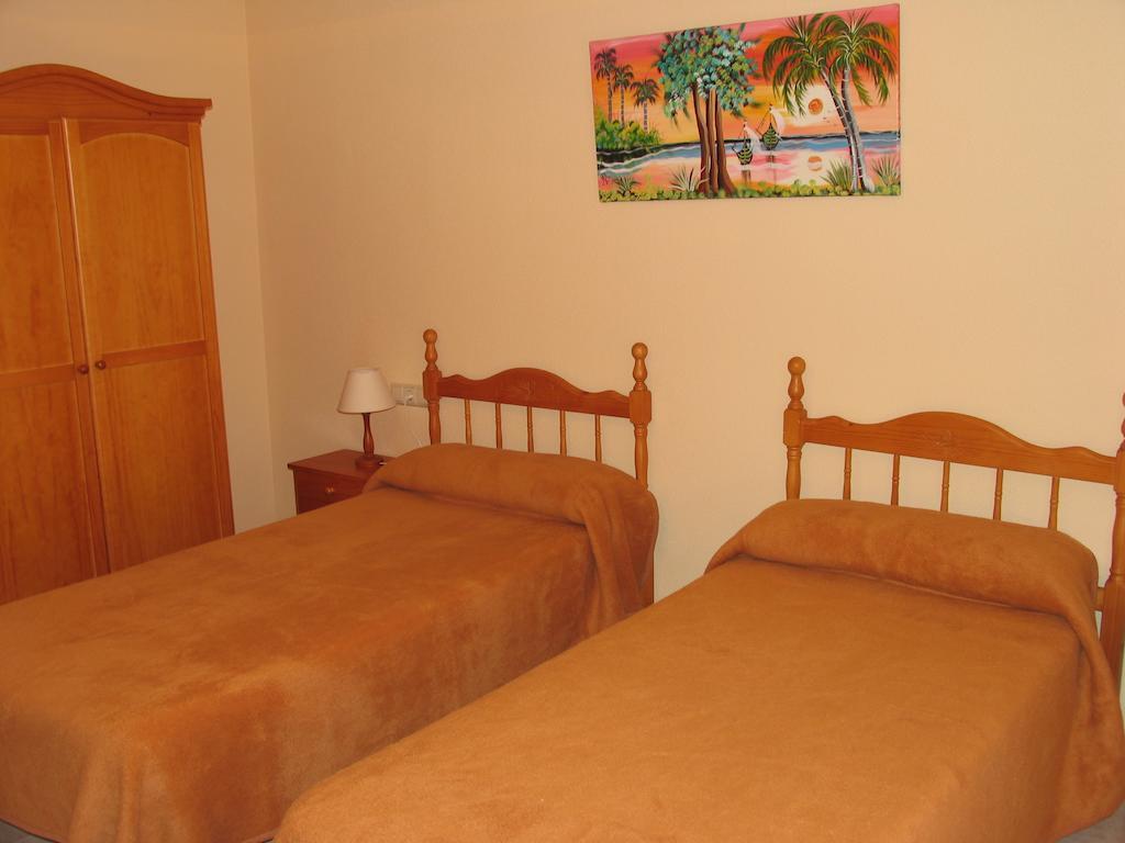 Hostal Imperial Crevillente Zimmer foto