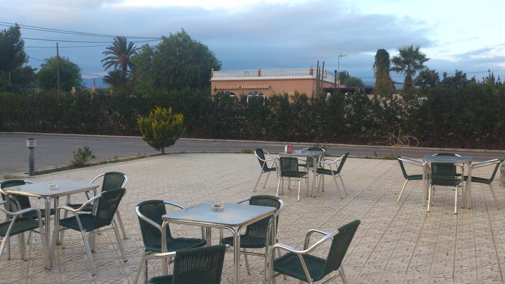 Hostal Imperial Crevillente Exterior foto